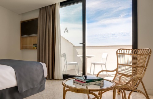 Malgrat de Mar Hotel | Relax at AQUA Hotel Silhouette & Spa - Adults Only Retreat