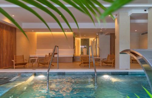 Santa Susanna Hotel | Discover AQUA Hotel Montagut Suites: Pet-Friendly & Oceanview