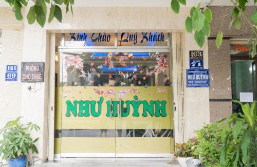 District 6 Hotel | Pet-Friendly Aqua Nhu Huynh Hotel with Breakfast Included