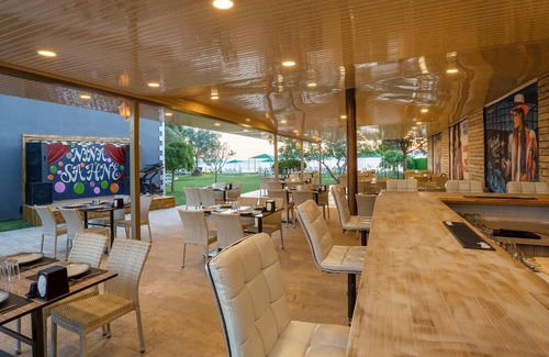 Zeytinli Hotel | Relax at Aqua Nina Hotel with Oceanfront Views & Pool