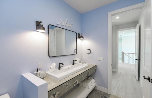 Bradenton Beach House | Family-Friendly Aqua Paradise by AMI Locals with Pool