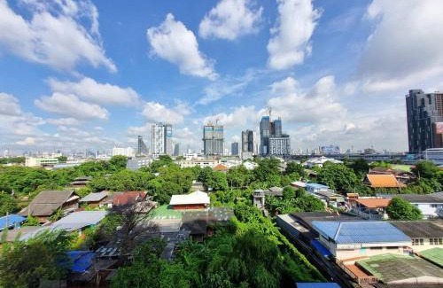 Bang Kho Apartment | Modern Aqua Residences: Ideal Stay Near Wutthakat Station