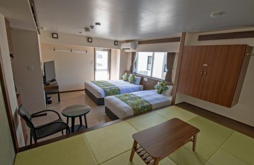 Kadena-cho Hotel | Charming Aqua Resort in Chatan: Rated 9/10 & Family Friendly