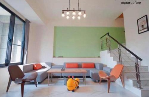 Wujie House | Oceanfront Aqua Rooftop Stay with Pool & Pet-Friendly Perks
