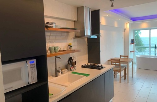 Ciudad Universitaria Apartment | Child-Friendly Aqua View 1 BR Apartment - Guest Rated 10/10