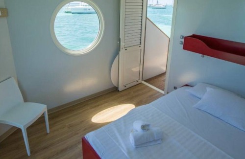 Sainte-Anne Hotel | Discover AQUALODGE Sainte Anne: Rated 10/10 Family Retreat