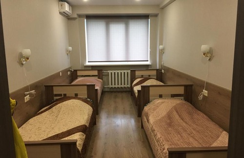 Klin Hotel | Inviting Stay at Aquamarin Hotel with Breakfast & Hot Tub