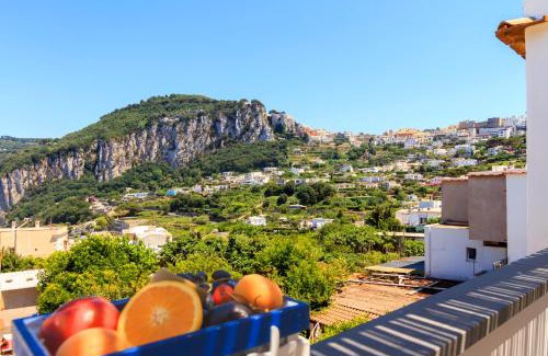 Marina Grande Apartment | Relaxing Capri Suites at AQUAMARINE: Rated 10/10 for Families