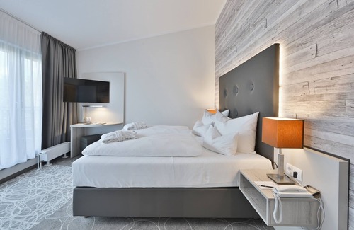 Juliusruh Hotel | Discover AQUAMARIS Strandresidenz Rügen: Family-Friendly Retreat