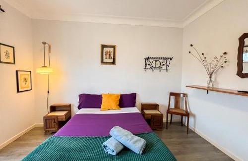 Perofilho House | Cozy Aquarela do Tejo Guesthouse with Family-Friendly Amenities