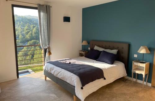Cassis House | Experience Oceanfront Bliss at Aquarius in Cassis