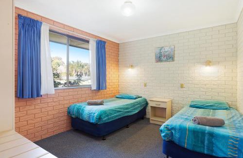 Merimbula Resort | Oceanfront Retreat at Aquarius Merimbula with Pool Access