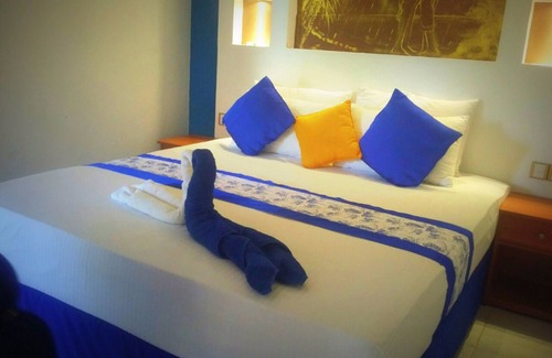 Marawila Hotel | Budget-Friendly Stay at Aquarius Resort with Pool & Dining