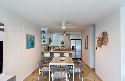 Mediania Alta Apartment | Escape to Aquatika Tropical Paradise with 5 Inviting Pools