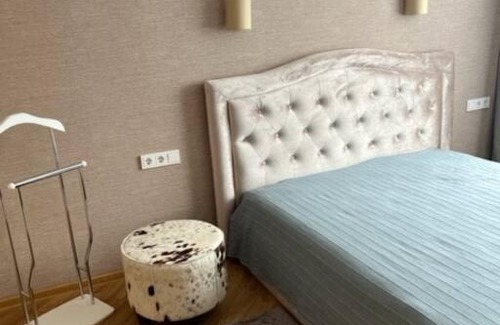 Siauliai Apartment | Experience Arčiau Dangaus: Pet-Friendly & Family Approved