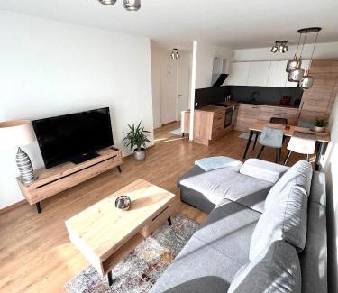 Kosice Old Town Apartment | Family-Friendly AR ALBELLI HOUSE: Rated 9.5/10 for Comfort