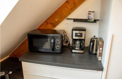 Crozon Apartment | Oceanfront Escape at Ar Bili: Rated 9.5 with Free Wifi