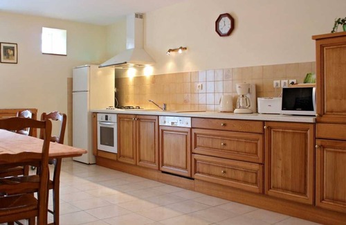 Boqueho House | Family-Friendly Stay at Ar Maezioù - Boqueho with Kitchen