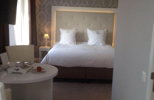 Adinkerke Hotel | Discover Ara Dune Hotel: Family-Friendly with Breakfast Included