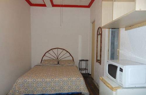 La California Hotel | Relaxing Stay at Ara Macao Inn with Spa & Family Amenities