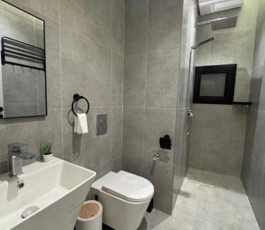 Riyadh Apartment | Arabian Nights - Modern 3BR Apt Riyadh