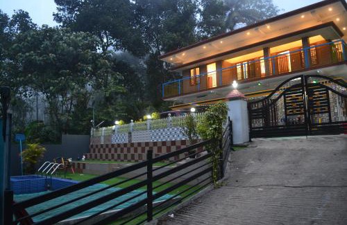 Devikolam Villa | Enchanting Arabian Nights Munnar with Pool & Ocean View