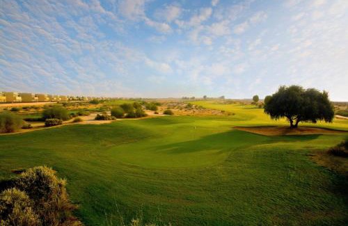 Arabian Ranches Hotel | Discover Arabian Ranches Golf Club: Family-Friendly Retreat