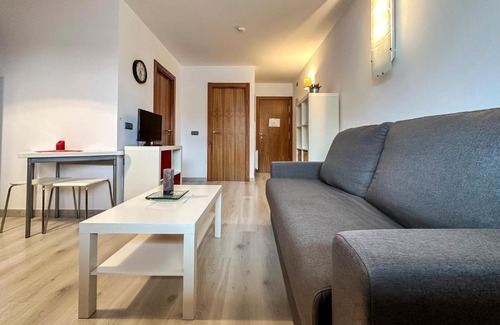 Pas de la Casa Apartment | Discover Araco Pedrous: Family-Friendly with Private Pool