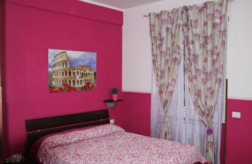 Tuscolano Bed & Breakfast | Budget-Friendly Aracoeli: Family Rooms with Kitchen Access