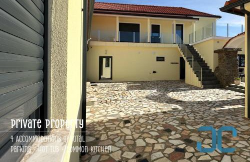 Ovar House | Arada Property - 4 Houses in 1 Private Property, Free Parking and Hot Tub