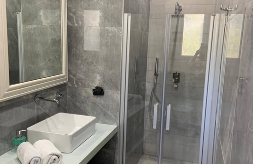 Le Castella Apartment | Delightful Aragon Cottage Steps from the Beach