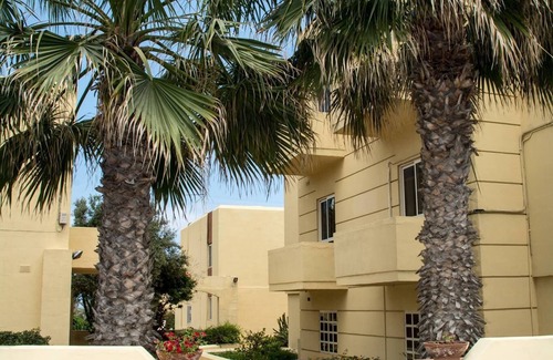Marsaskala Apartment | Aragona Apartment Suite: Guest Rated 9.6 with Pool & Kitchen