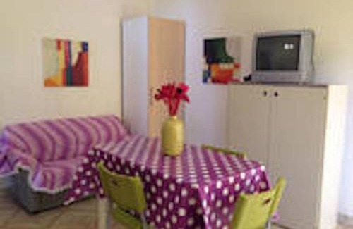 Le Castella Apartment | Cozy Aragonese Apartment Steps from Calabria Sea