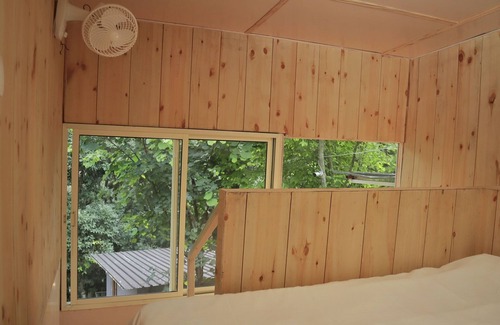 Bhimtal Hotel | Relax at Arahnyam Pool Side Cafe & Resort with Pools