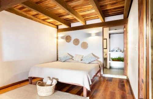 Boca de Iguanas Apartment | Exquisite Aramar Palafitos with Private Beach & Ocean Views