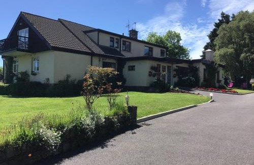 Ballylickey Bed & Breakfast | Aran Lodge: Pet Friendly with Oceanfront Views & High Ratings