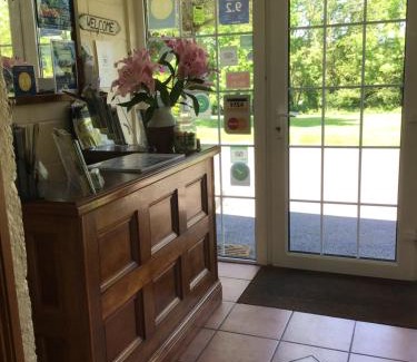 Ballylickey Bed & Breakfast | Aran Lodge: Pet Friendly with Oceanfront Views & High Ratings