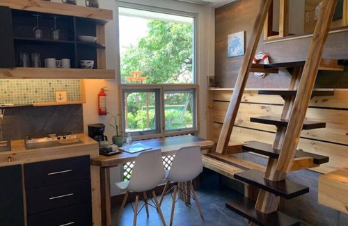Santa Ana Apartment | Unwind at ARANJUEZ LOFTS - Nautica Loft with Ocean Views