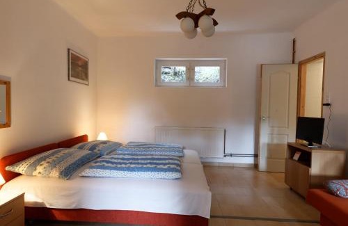 Szentendrei Apartment | Guest Rated 10/10 at Aranyláz Vendégház - Unforgettable Stay
