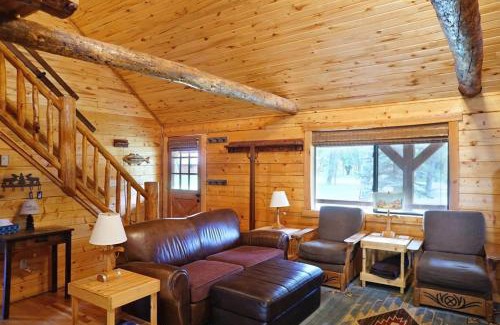 South Fork House | Adventure Awaits at Arapahoe Cabin - Pet & Child Friendly