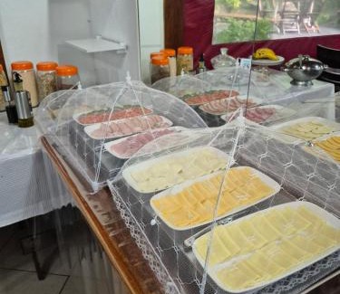 Ilha Grande House | Pet-Friendly Aratinga Inn with Ocean Views & Spa Amenities