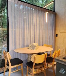 Caxias do Sul Other | Discover Arau Cabana Cheiro de Mato with Hot Tub Access