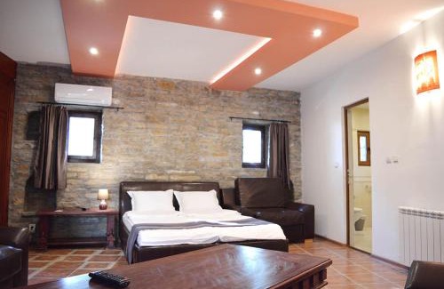 Arbanasi House | Top-Rated Arbanasi Villa with Hot Tub & Family Amenities