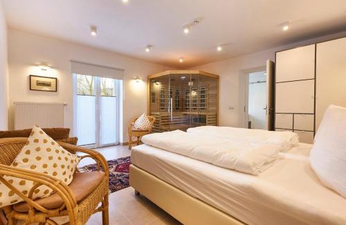Regenhutte Apartment | Inviting Arber Lofts with Pool & Family-Friendly Vibe