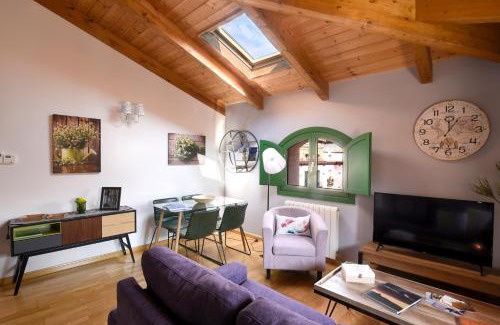 Casco Antiguo Apartment | Family-Friendly Stay at Arbesa Huesca with 9.7/10 Rating