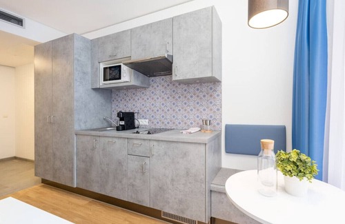 Geidorf Apartment | Arbio I Cozy Apartment Near FH CAMPUS Graz for Families