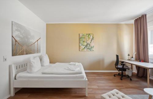 West Berlin Centre Apartment | Inviting Arbio I Apartment Steps from Ku'damm with Parking