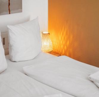West Berlin Centre Apartment | Inviting Arbio I Apartment Steps from Ku'damm with Parking