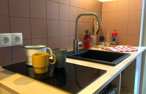 Alt-West Apartment | Arbio I Lax Cozy Studio near Karl-Heine-Strasse