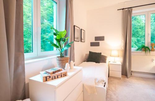 Zossen Apartment | Comfortable Arbio Monteurzimmer Zossen with Parking Included